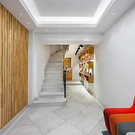 Hotel Uk 3*