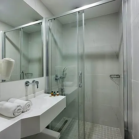 Uk Hotel