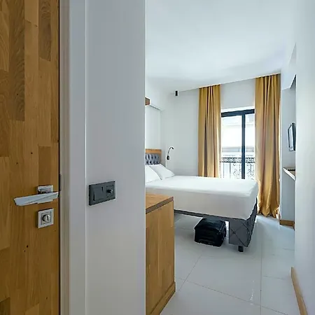Uk Hotel 3*